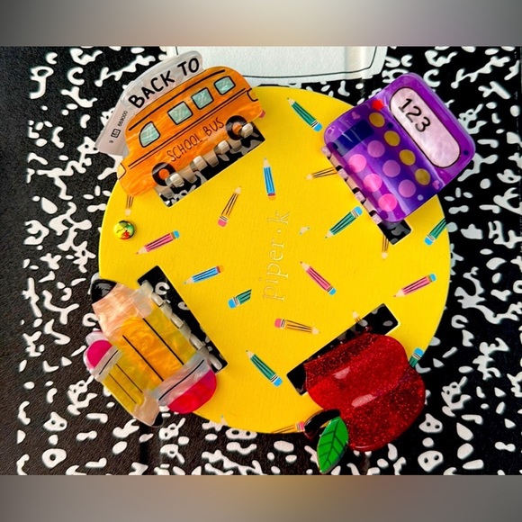 NWT ✏️ 🍎 Piper K back to school hair clips set of 4 - Picture 16 of 16